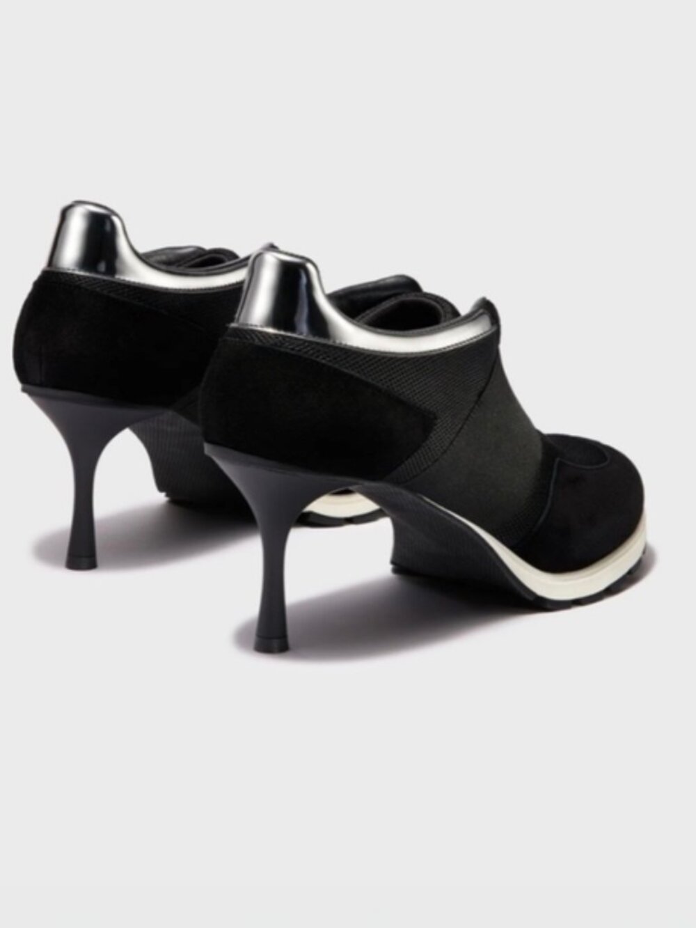 NIB Sneex The Icon Hybrid Heel Sneaker Black Size 11
